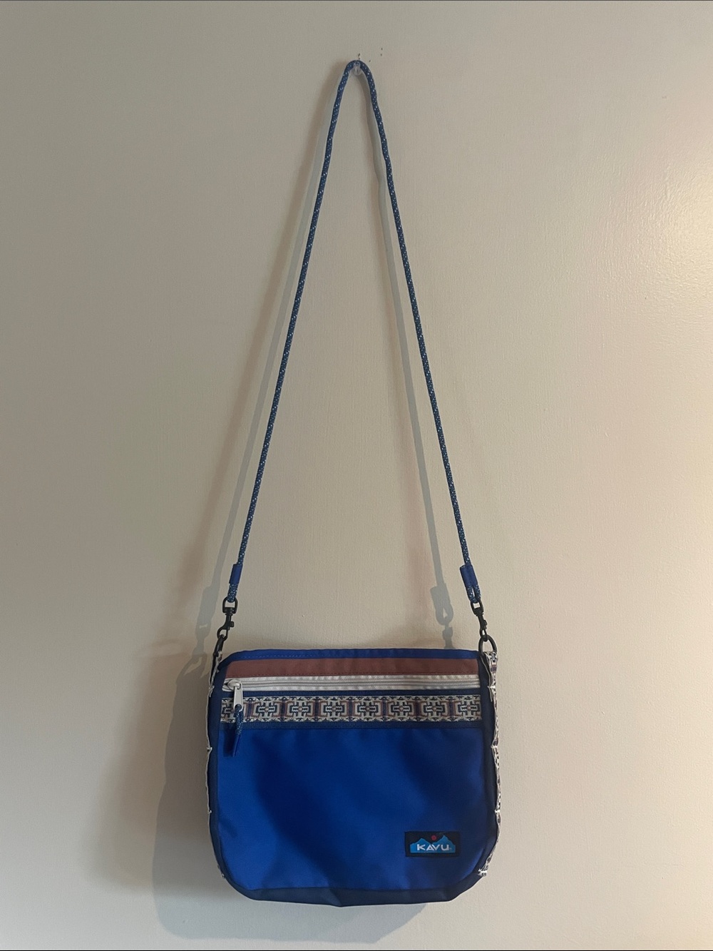 KAVU Kachemak Keeper Crossbody Bag - Picture 2 of 5